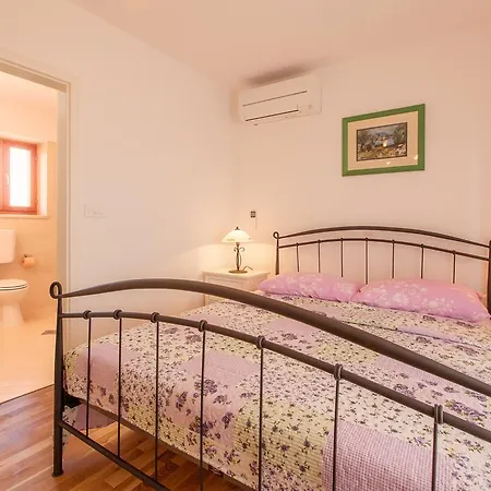 Villa Mare Vrh (Krk)