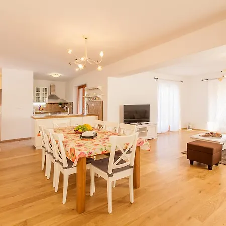 Villa Mare Vrh (Krk)