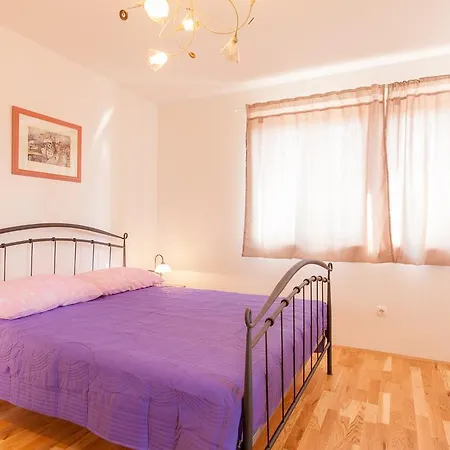 Willa Mare Vrh (Krk)